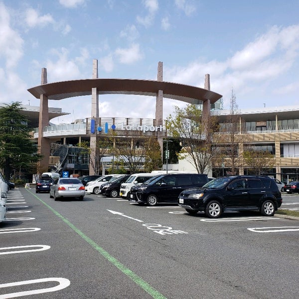 ららぽーと横浜 平面駐車場 都筑区 都筑区池辺町4035 1