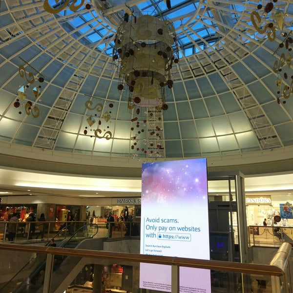 Photo taken at Brent Cross Shopping Centre by Evgeni I. on 11/9/2017