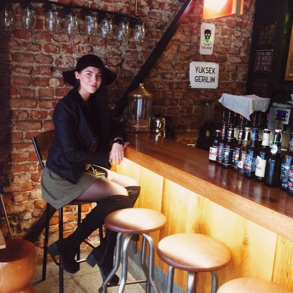 10/21/2016 tarihinde Лера Ж.ziyaretçi tarafından Raven Pub'de çekilen fotoğraf