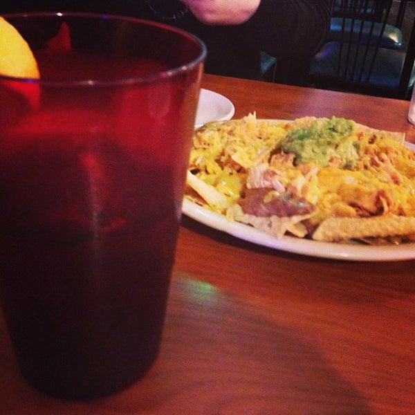 รูปภาพถ่ายที่ Camino Real Mexican Restaurant โดย Gilbert W. เมื่อ 1/31/2013