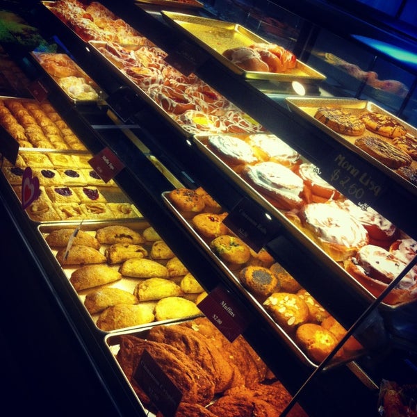 Muffin Top Bakery Bakery in Downtown Redlands