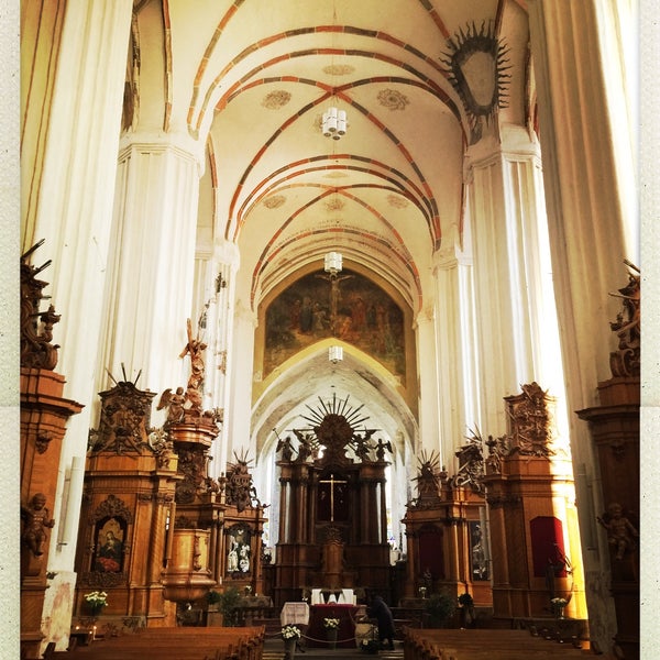 3/29/2016 tarihinde Skirmantas J.ziyaretçi tarafından Šv. Pranciškaus Asyžiečio (Bernardinų) bažnyčia'de çekilen fotoğraf