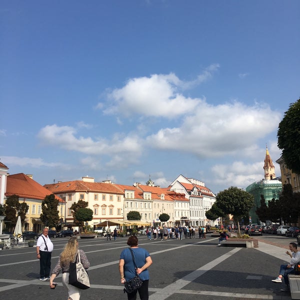 9/4/2018 tarihinde Skirmantas J.ziyaretçi tarafından Vilniaus rotušė | Town Hall'de çekilen fotoğraf