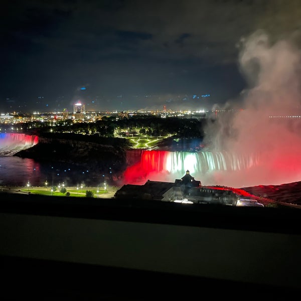 9/29/2021 tarihinde Mike C.ziyaretçi tarafından Niagara Falls Marriott Fallsview Hotel &amp; Spa'de çekilen fotoğraf