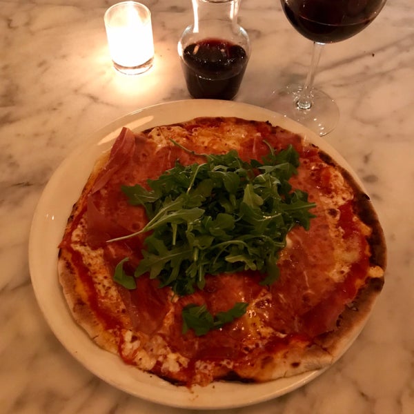 3/20/2019 tarihinde Ron P.ziyaretçi tarafından Otto Enoteca Pizzeria'de çekilen fotoğraf