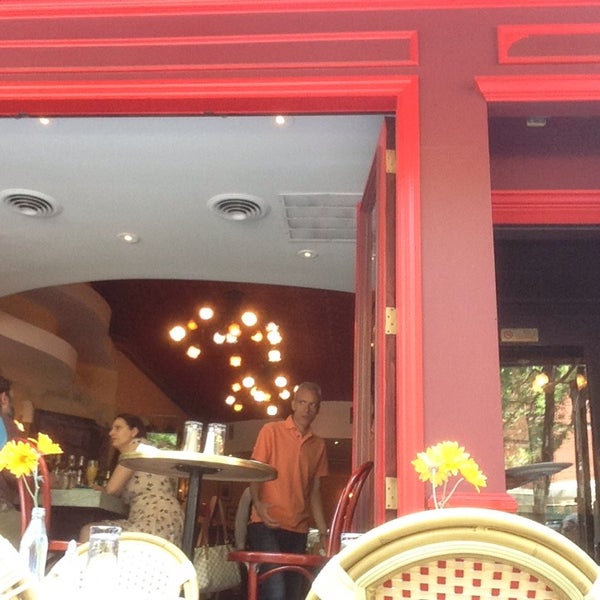 6/23/2013 tarihinde Michael K.ziyaretçi tarafından Bistro Cassis Restaurant'de çekilen fotoğraf