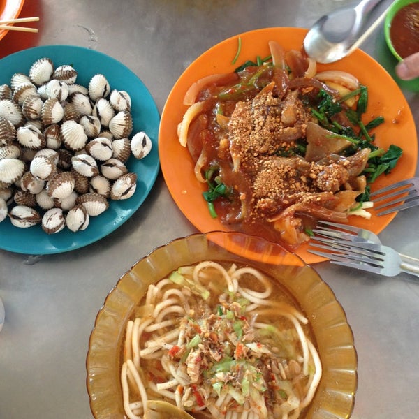 江沙laksa 鱿鱼蕹菜 Kuala Kangsar Laksa Sotong Kang Kong Kuala Kangsar Perak