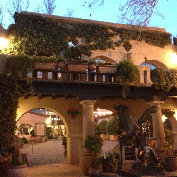 รูปภาพถ่ายที่ El Rincon Restaurant Mexicano โดย Gretchen Y. เมื่อ 3/23/2013