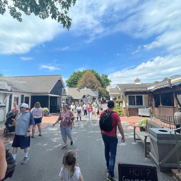 Kitchen Kettle Village - 48 tips