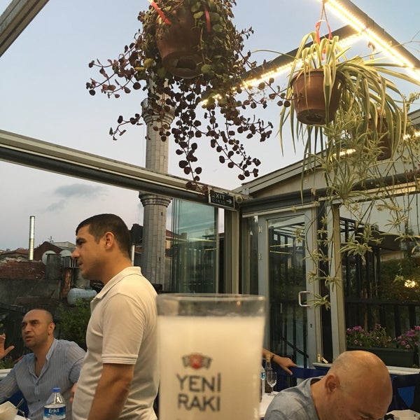 Photo prise au Ali Baba Restaurant Kadıköy par EDC 8. le7/14/2018
