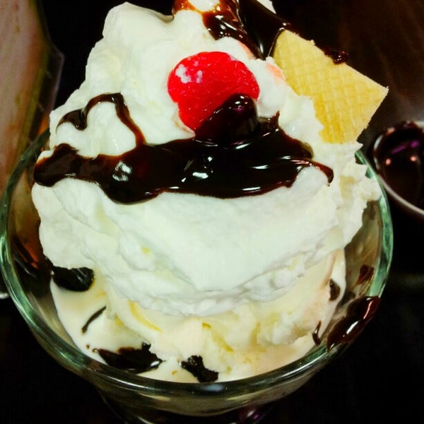 Lindy's Chili & Gertie's Ice Cream Ice Cream Parlor in Chicago