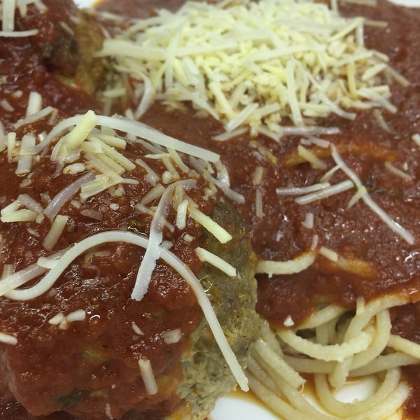 The popular Spaghetti and Meatballs #nonnosnj