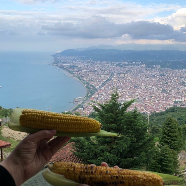 7/1/2022 tarihinde Asu K.ziyaretçi tarafından Tepe Restaurant'de çekilen fotoğraf