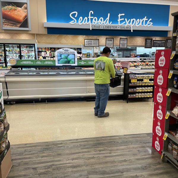 Photos at Safeway Grocery Store in La Plata