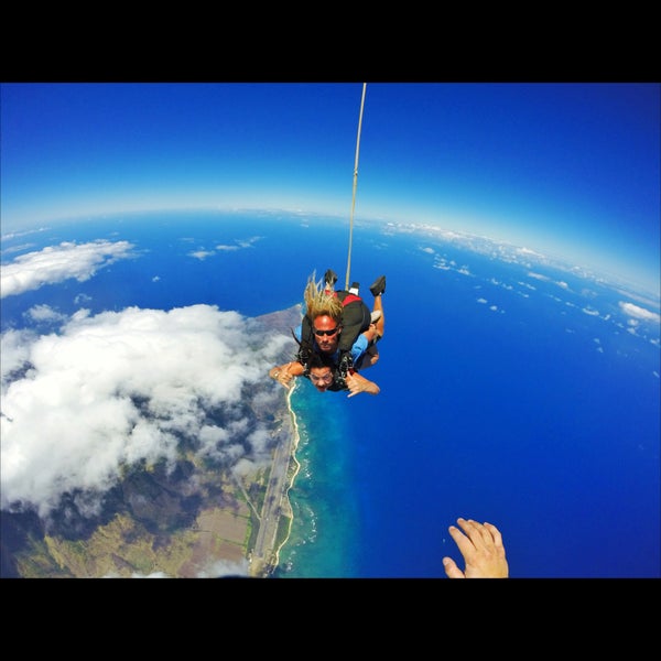 Photo taken at Pacific Skydiving Honolulu by Buse T. on 9/8/2015