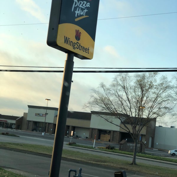 Pizza Hut Bedford, TX