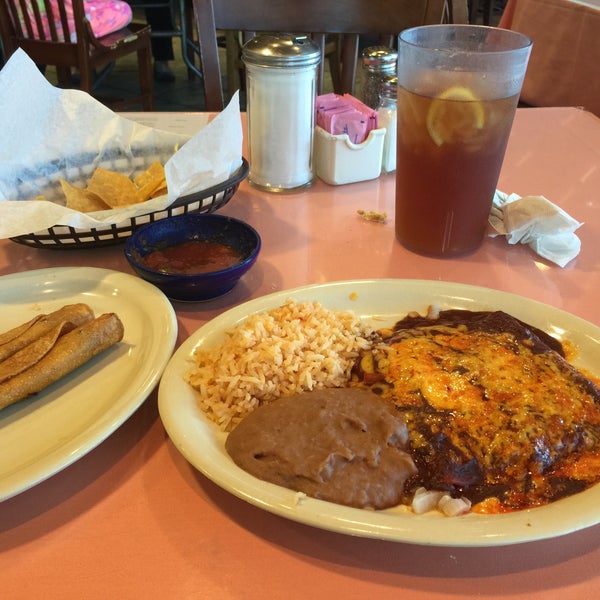 Photo taken at Esperanza&#39;s Restaurant &amp; Bakery by Larry J M. on 6/8/2015