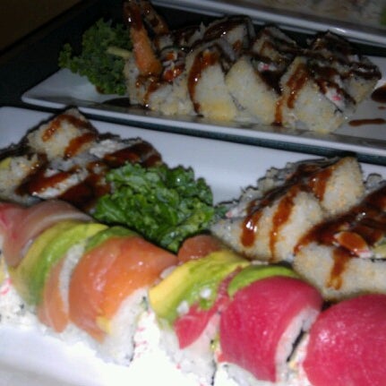 Photo prise au Sakana Sushi &amp; Grill par Mobius G. le12/22/2012