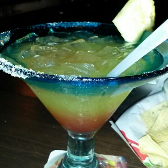 Photo taken at Chili&#39;s Grill &amp; Bar by Michelle C. on 8/9/2014