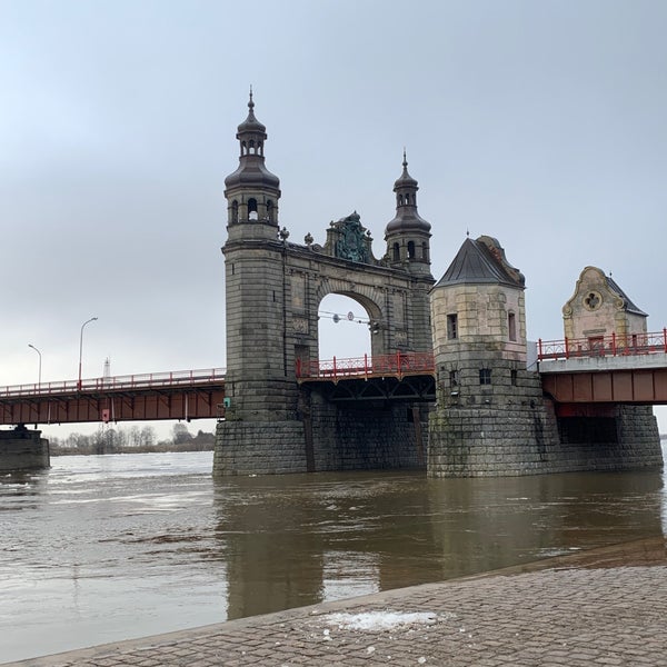 мост луизы в советске. город советск калининградской области. мост королевы луизы советск. панемуне литва. тильзит мост королевы луизы.