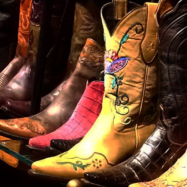 2/19/2015にSpace C.がSpace Cowboy Bootsで撮った写真
