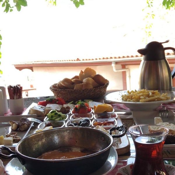 7/12/2019 tarihinde Merve Ç.ziyaretçi tarafından Kirit Cafe'de çekilen fotoğraf