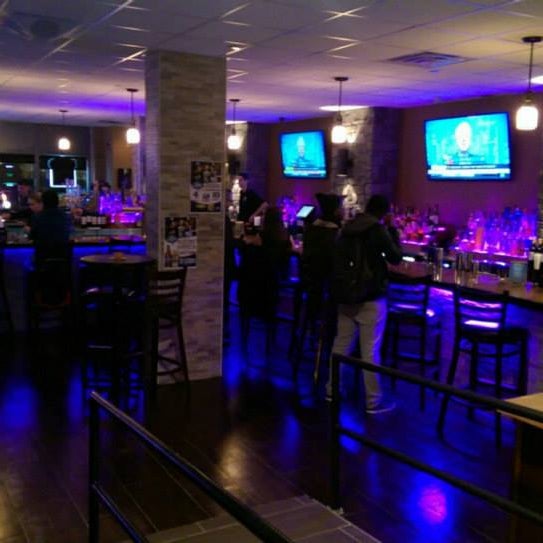 11/18/2014にBrownstone Bar &amp; RestaurantがBrownstone Bar &amp; Restaurantで撮った写真