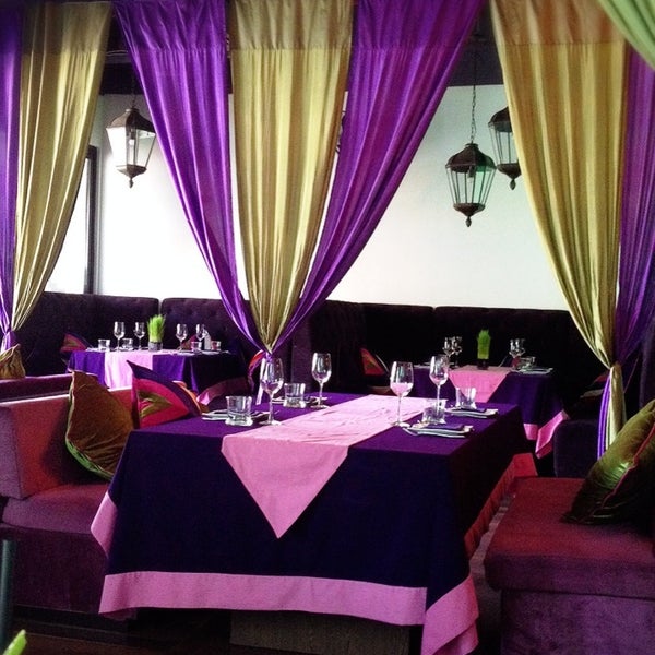 Photo taken at Koh Thai Restaurant &amp; Lounge by Pooh Veniis on 7/6/2014