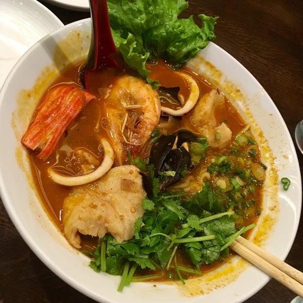 Seafood ramen is so good. Come here for late dinner it's not too crowded.