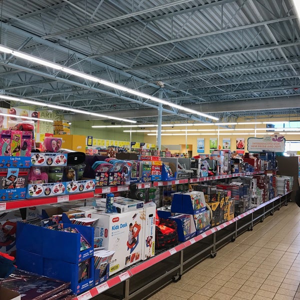 ALDI Grocery Store in Grafton