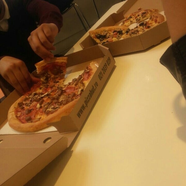 Photos At Pizza Hut Now Closed Pipera 3 Tips