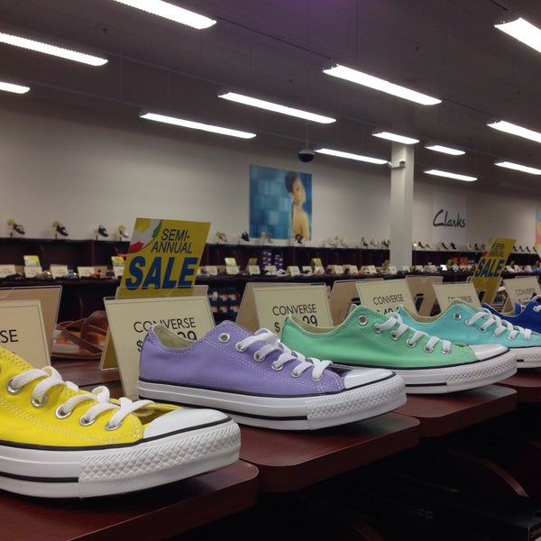 The Best 10 Shoe Stores near Chernin's Shoe Outlet in Evergreen Park, IL -  Yelp