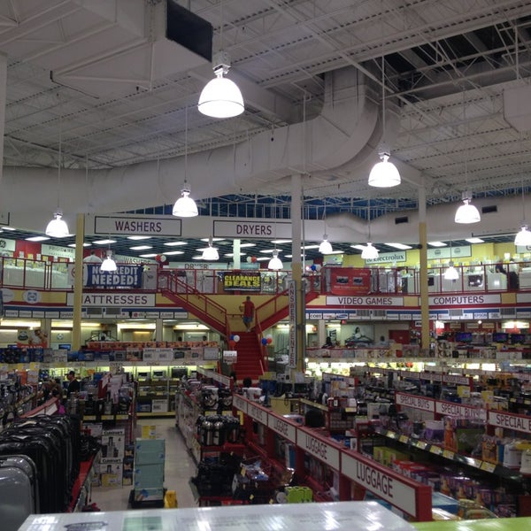 Photos at BrandsMart USA Electronics Store in Deerfield Beach