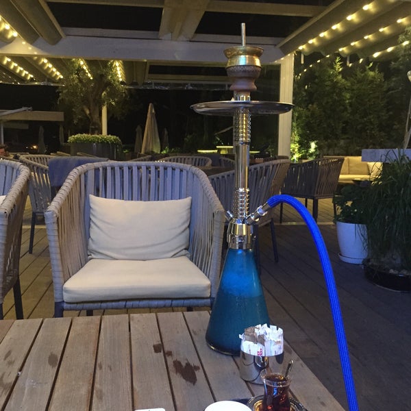 7/3/2015 tarihinde Elhan M.ziyaretçi tarafından Kalyan Lounge - Hyatt Regency'de çekilen fotoğraf