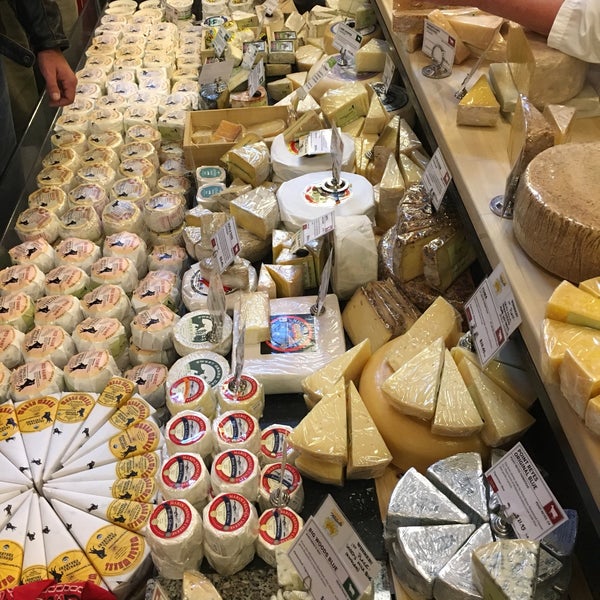 Lovely shop with much, much more than the Cowgirl Creamery products: cheeses galore, breads and crackers, jams, sauces, dry goods, wine. Very expensive but worth every penny quality wise.