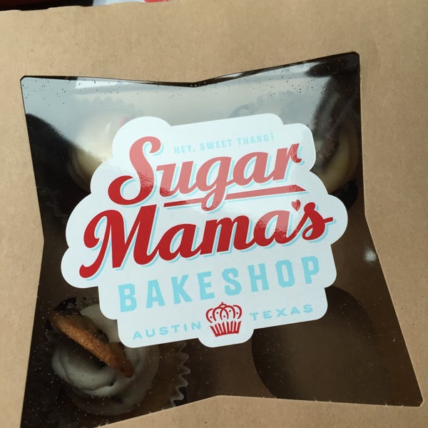 รูปภาพถ่ายที่ Sugar Mama&#39;s Bakeshop โดย Rob B. เมื่อ 1/2/2015