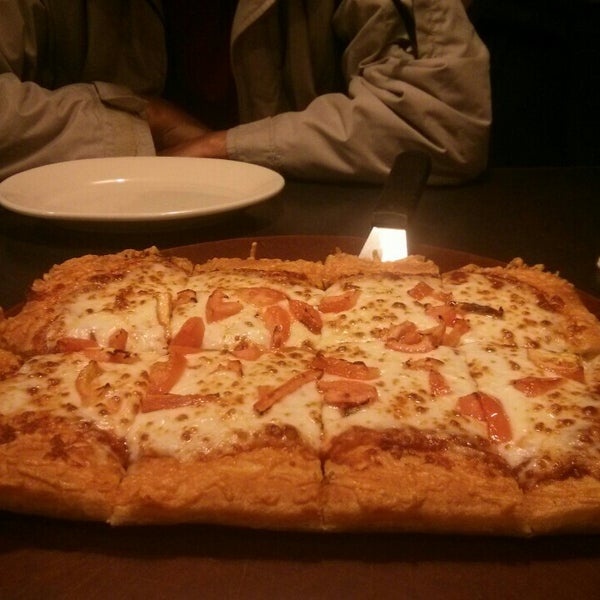 Pizza Hut (Now Closed) Pizzeria in Newark