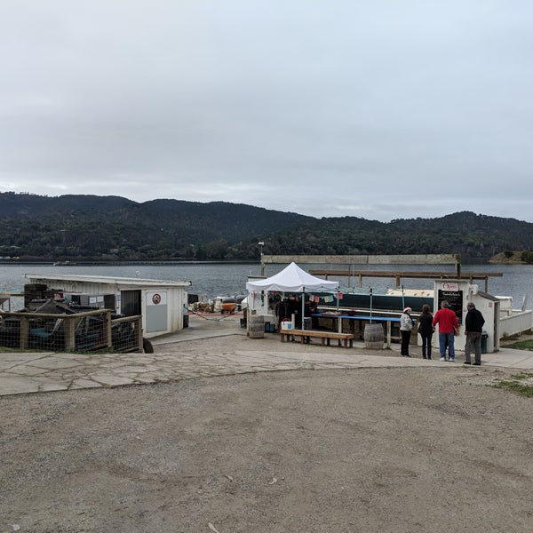 Photo taken at Tomales Bay Oyster Company by Max G. on 12/23/2018