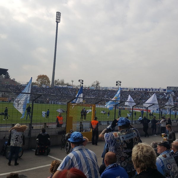 Fotos bei Städtisches Stadion an der