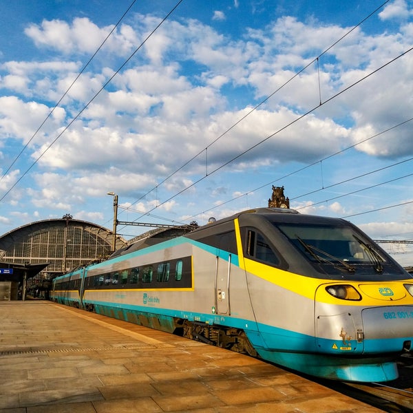 4/28/2018 tarihinde Roman L.ziyaretçi tarafından Prag Ana Tren İstasyonu'de çekilen fotoğraf