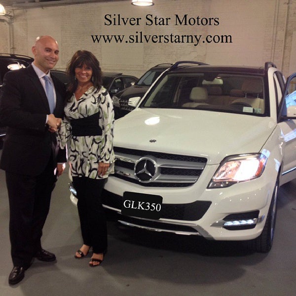 10/24/2013에 Silver Star M.님이 Silver Star Motors, Authorized Mercedes-Benz Dealer에서 찍은 사진