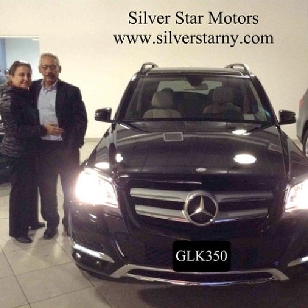 Das Foto wurde bei Silver Star Motors, Authorized Mercedes-Benz Dealer von Silver Star M. am 2/11/2014 aufgenommen