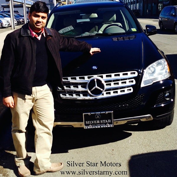 Foto tomada en Silver Star Motors, Authorized Mercedes-Benz Dealer  por Silver Star M. el 4/7/2014