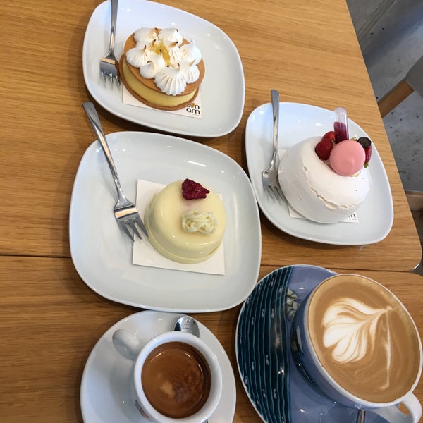 7/3/2018にElias R.がUMAM Marina Cafeで撮った写真