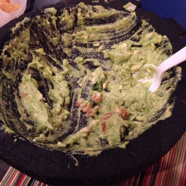 1/24/2014 tarihinde Kati J.ziyaretçi tarafından Beanies Mexican Restaurant'de çekilen fotoğraf