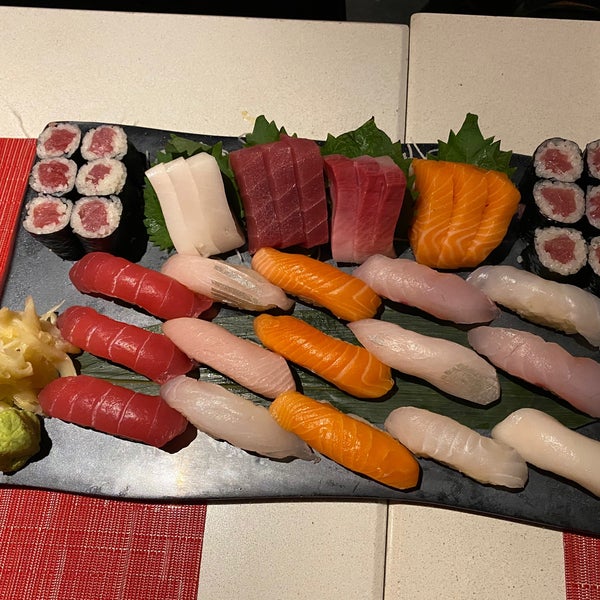 Das Foto wurde bei SUteiShi Japanese Restaurant von Jason L. am 11/10/2019 aufgenommen