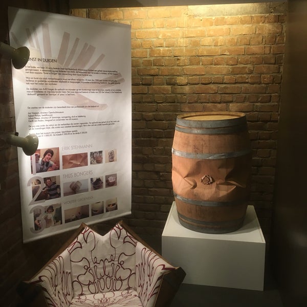 Das Foto wurde bei Nederlands Wijnmuseum Arnhem von Hans v. am 2/24/2018 aufgenommen
