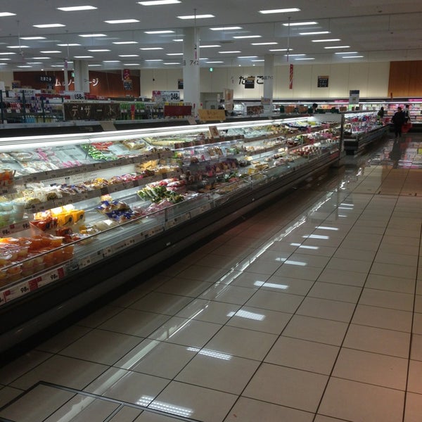 マックスバリュグランド 千種若宮大通店 今池区のスーパーマーケット