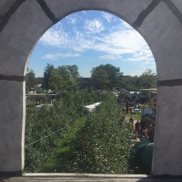 Photo prise au Apple Holler par Tracy M. le9/20/2015