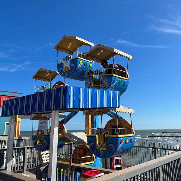 7/9/2022 tarihinde RCziyaretçi tarafından Galveston Island Historic Pleasure Pier'de çekilen fotoğraf